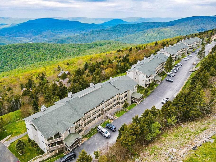 202D Summit - Completely Remodeled Modern Condo In Summit! Snowshoe Exterior photo